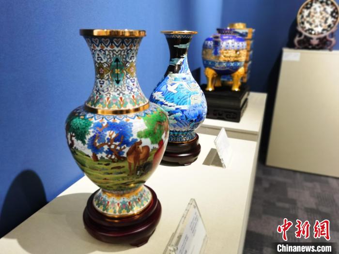 中国景泰蓝艺术大展在暨南大学展出